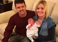 Husband unexpectedly helps wife give birth at home