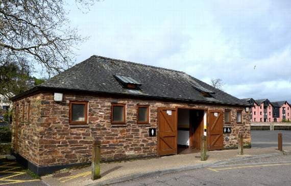 Council consultation over public toilets 'inadequate'