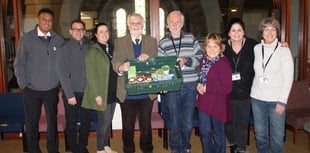 Ivybridge foodbank receives generous donation