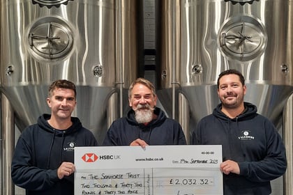Salcombe Brewery Co. donates over £2000 to The Seahorse Trust