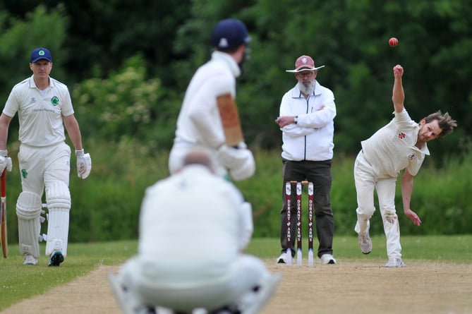 Devon Cricket League D Division West.   Dartington and Totnes 1st XI versus Ivybridge 2nd XI. Dartington & Totnes bowler Oliver Perkins