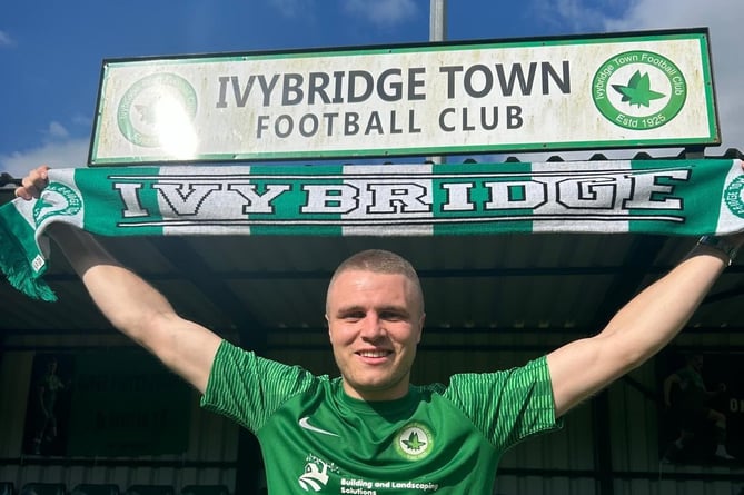 Ivybridge Town's new signing Ollie Aplin