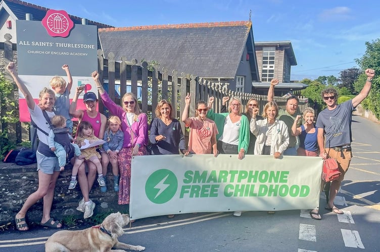 Smartphone Free Childhood Kingsbridge