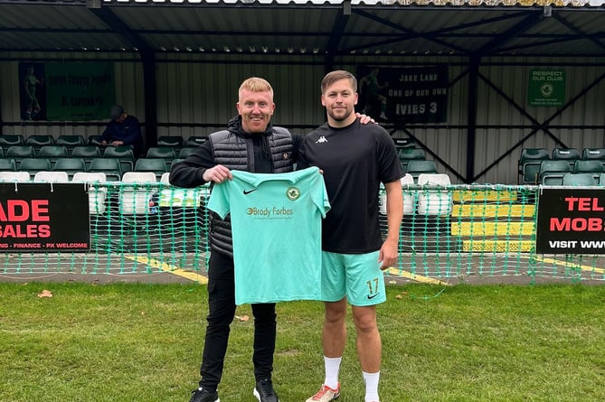 Wayne Gamble alongside new signing Owen Stockton