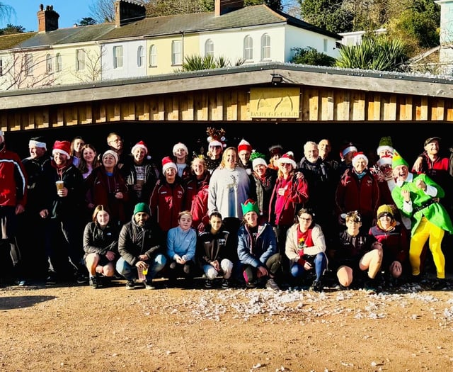 Dart Gig Club in the festive spirit