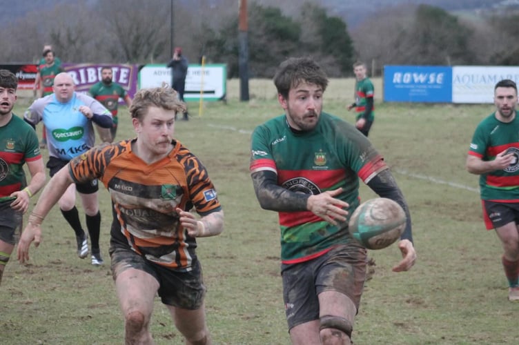 Action from Dartmouth RFC's win at Plymouth Argaum